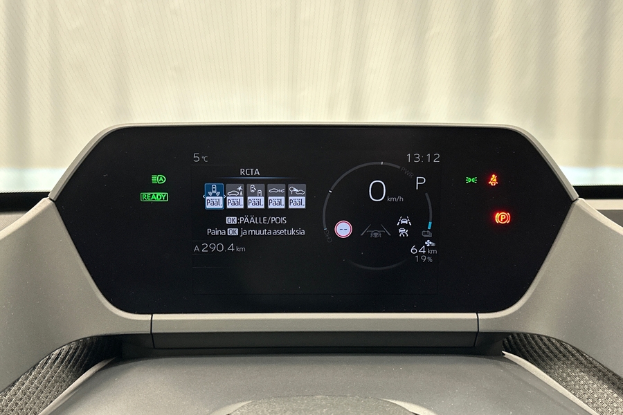 Toyota bZ4X vaihtoauto