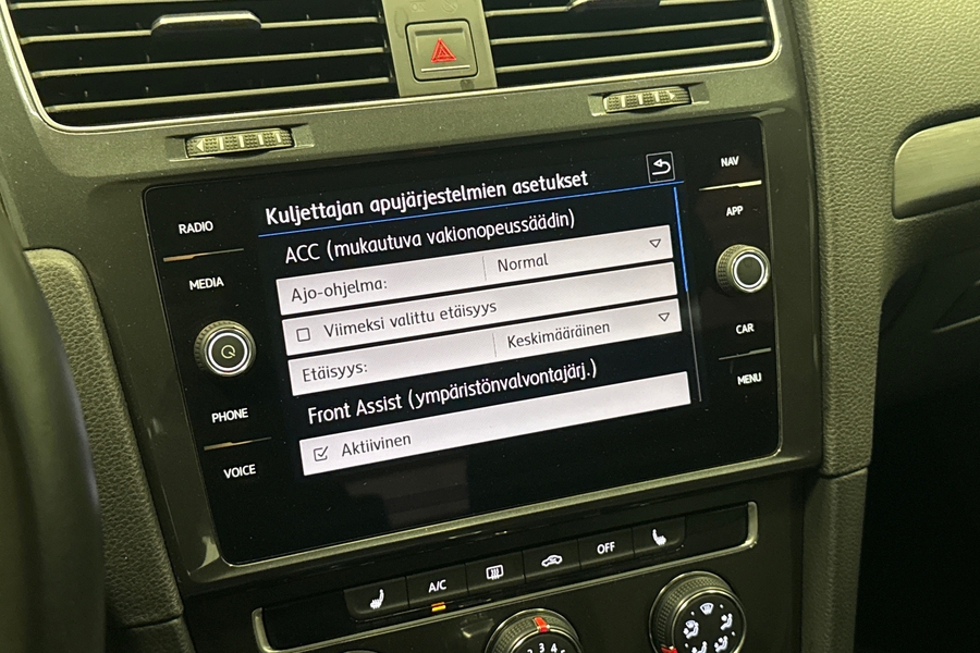 Volkswagen Golf vaihtoauto