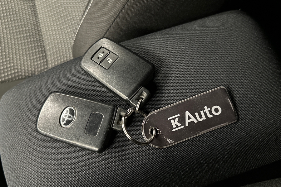 Toyota Auris vaihtoauto