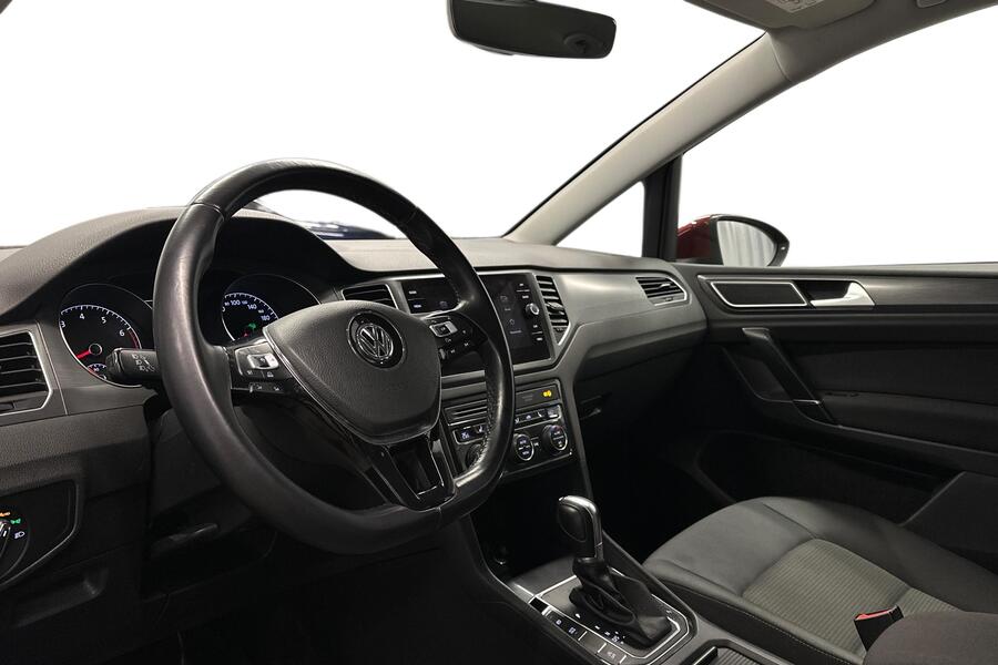 Volkswagen Golf Sportsvan vaihtoauto