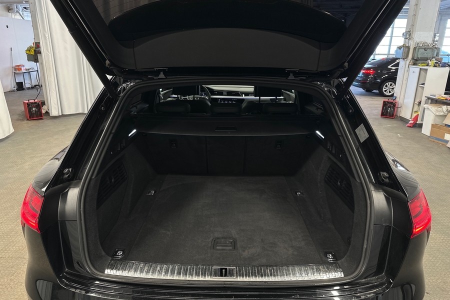 Audi Q8 e-tron vaihtoauto