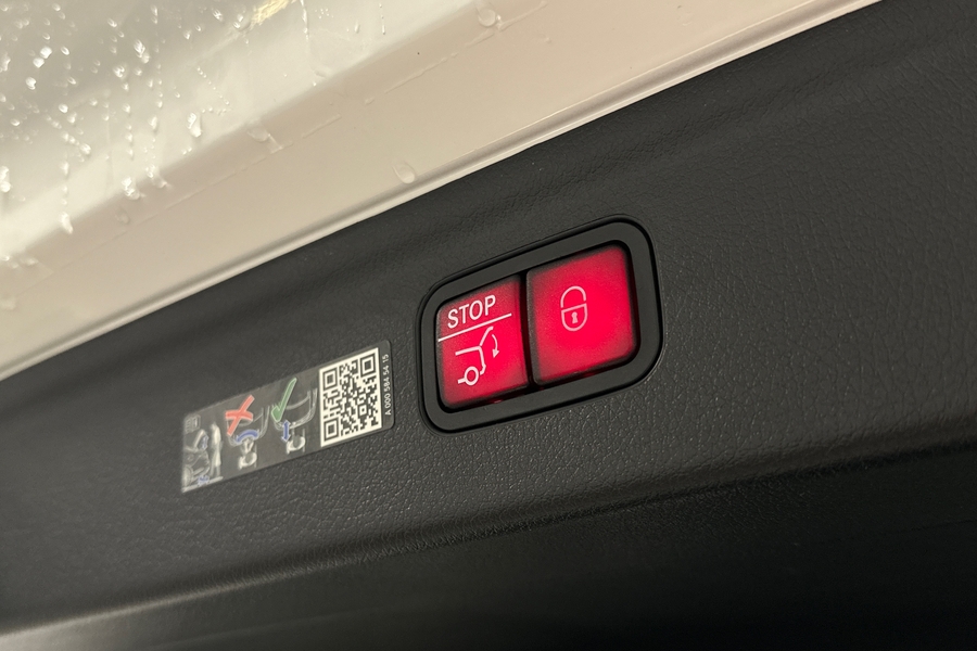 Mercedes-Benz EQE vaihtoauto