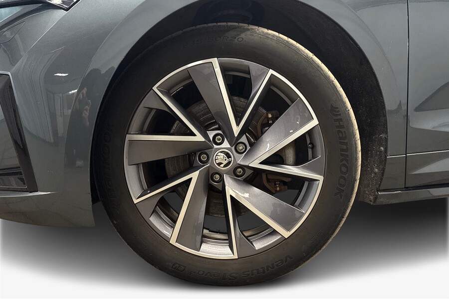 Skoda Enyaq vaihtoauto