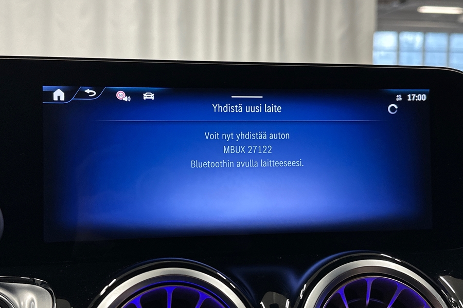 Mercedes-Benz EQB vaihtoauto