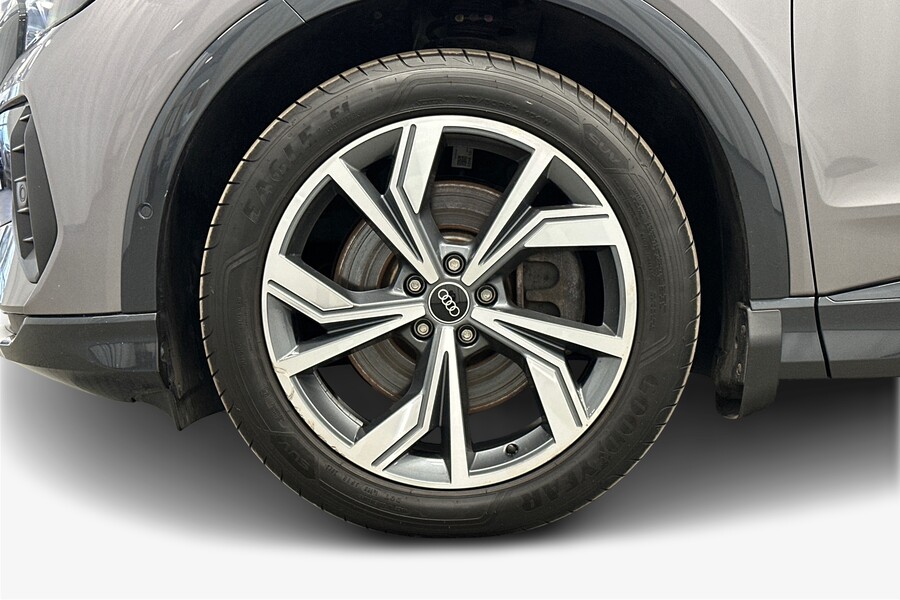 Audi Q4 e-tron vaihtoauto