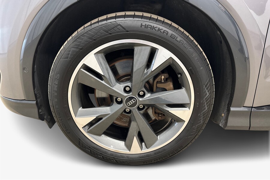 Audi Q4 e-tron vaihtoauto