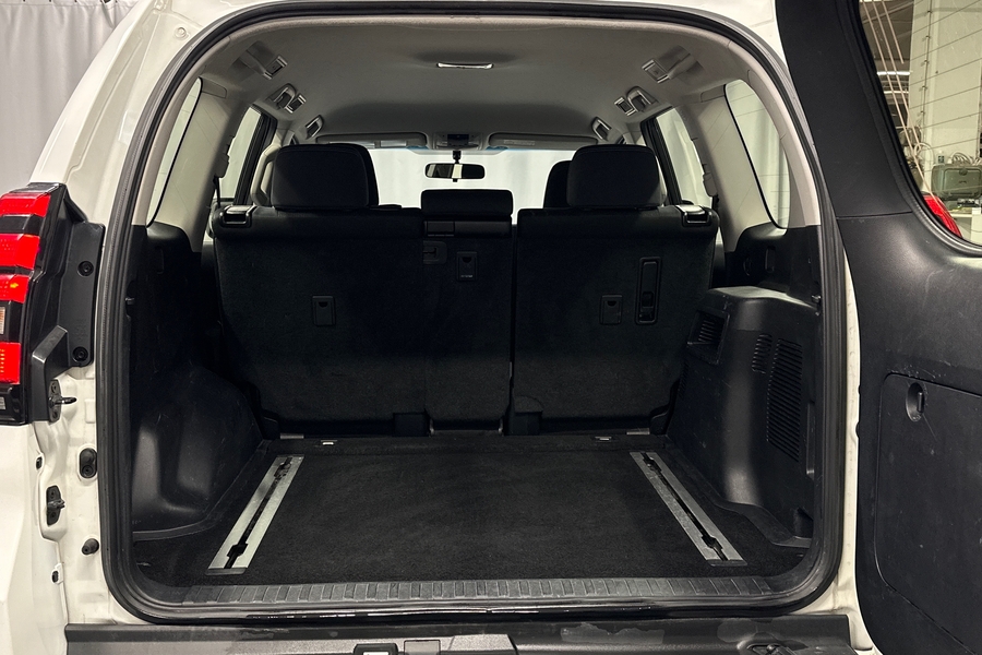 Toyota Land Cruiser vaihtoauto