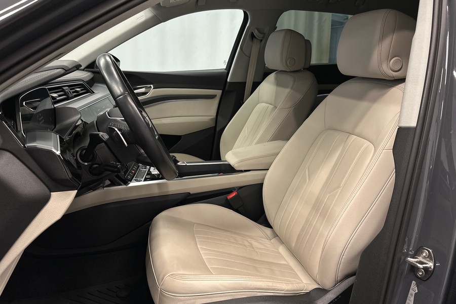 Audi Q8 e-tron vaihtoauto