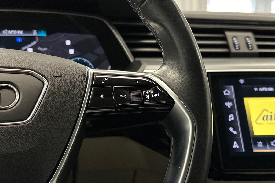 Audi Q8 e-tron vaihtoauto