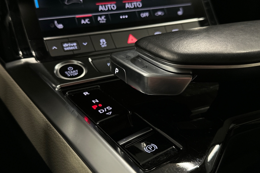 Audi Q8 e-tron vaihtoauto