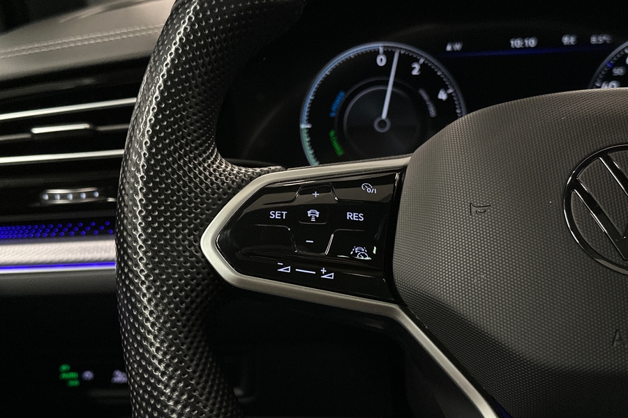 Volkswagen Touareg vaihtoauto