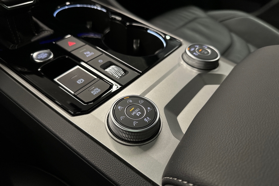 Volkswagen Touareg vaihtoauto