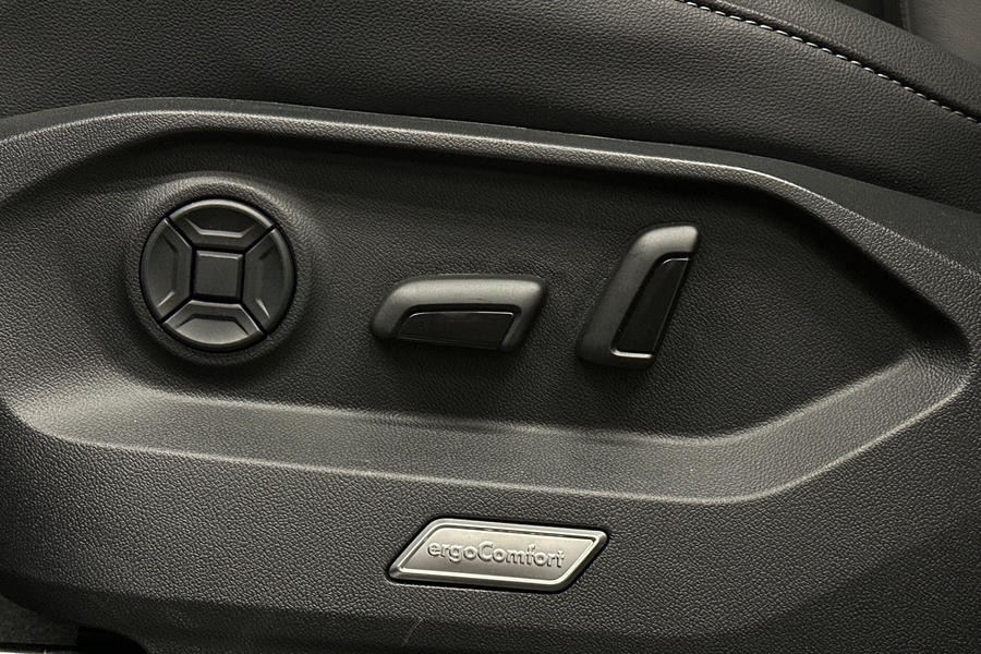 Volkswagen Touareg vaihtoauto