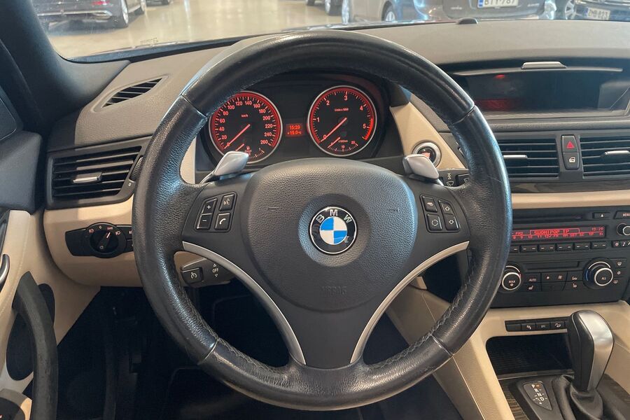 BMW X1 vaihtoauto