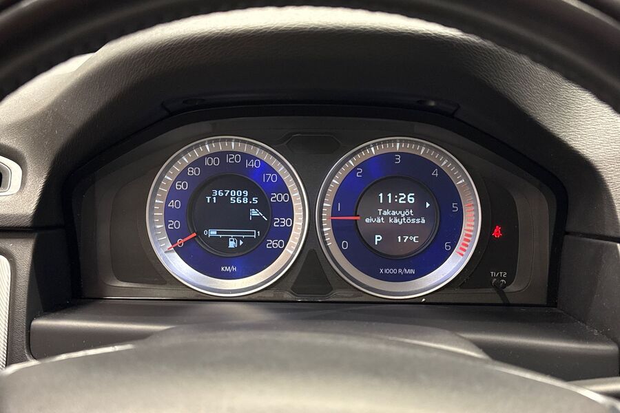 Volvo V70 vaihtoauto