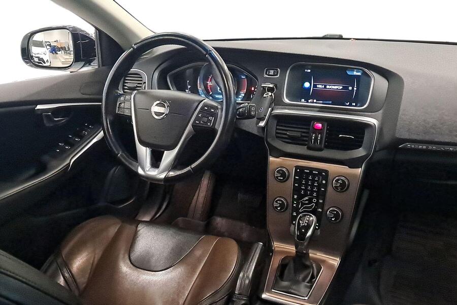 Volvo V40 Cross Country vaihtoauto