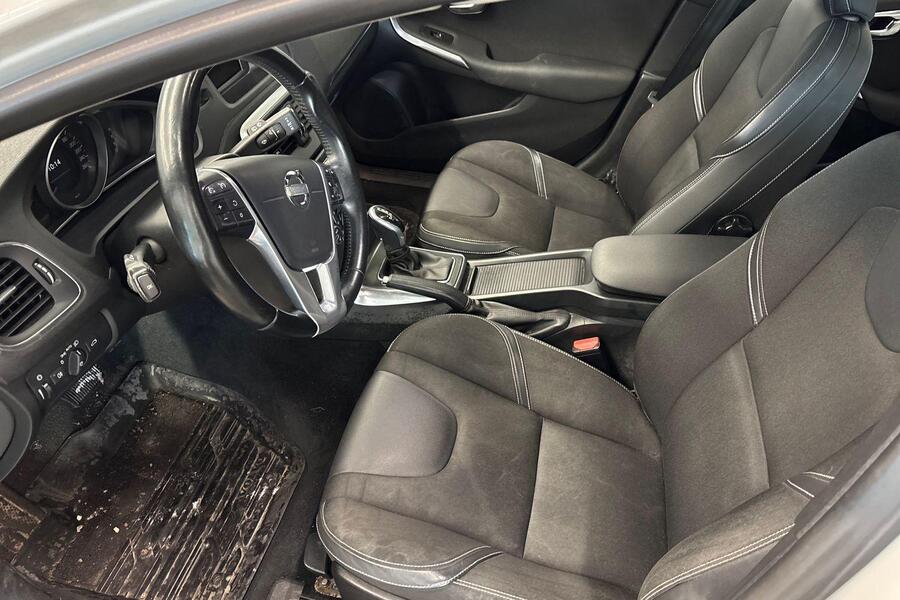 Volvo V40 vaihtoauto