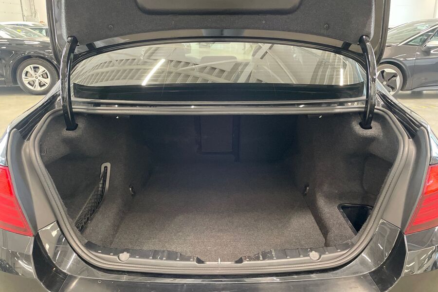 BMW 520 vaihtoauto