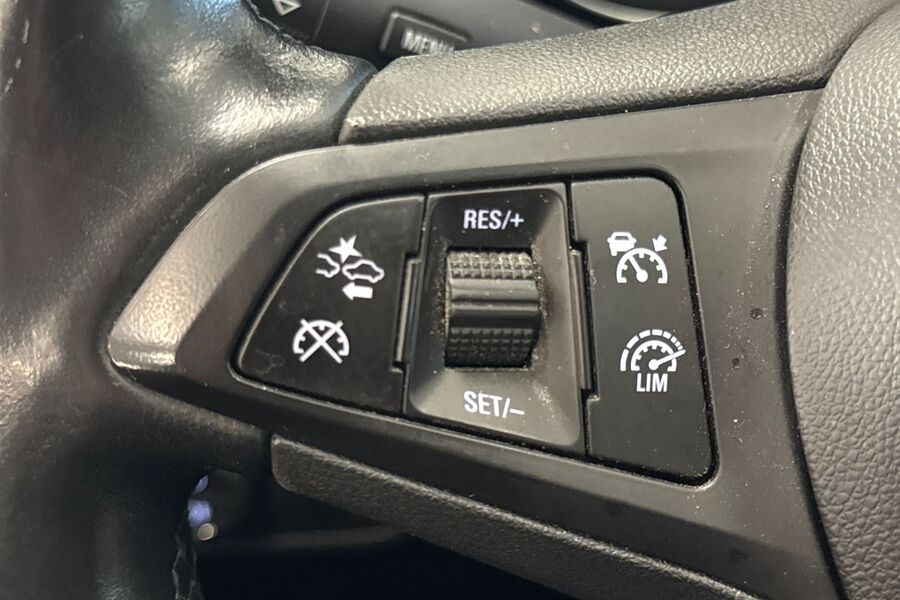 Opel Zafira vaihtoauto