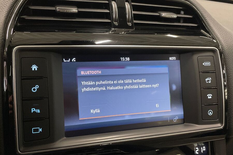 Jaguar F-PACE vaihtoauto