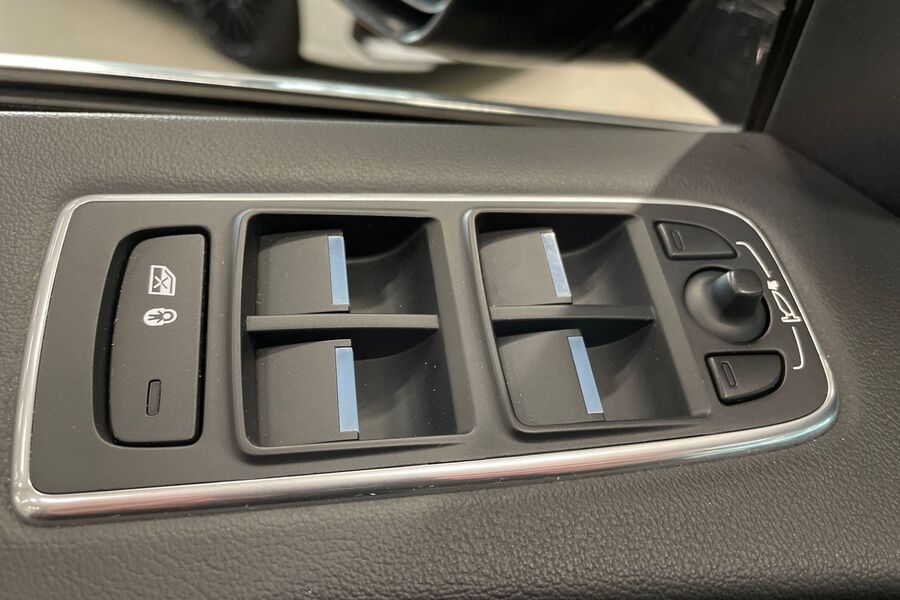 Jaguar F-PACE vaihtoauto