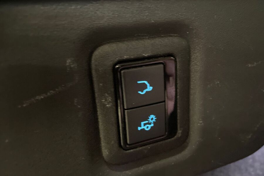 Jaguar F-PACE vaihtoauto