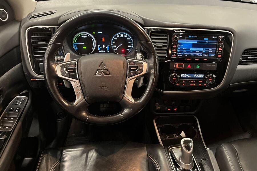 Mitsubishi Outlander PHEV vaihtoauto