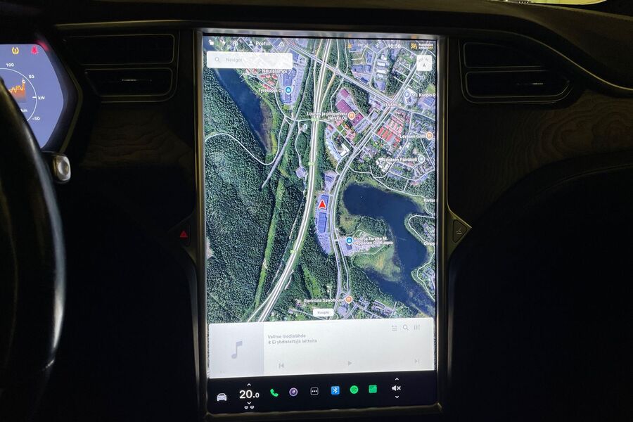 Tesla Model X vaihtoauto
