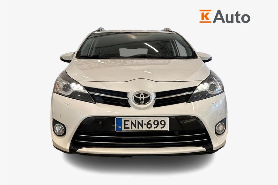 Toyota Verso vaihtoauto