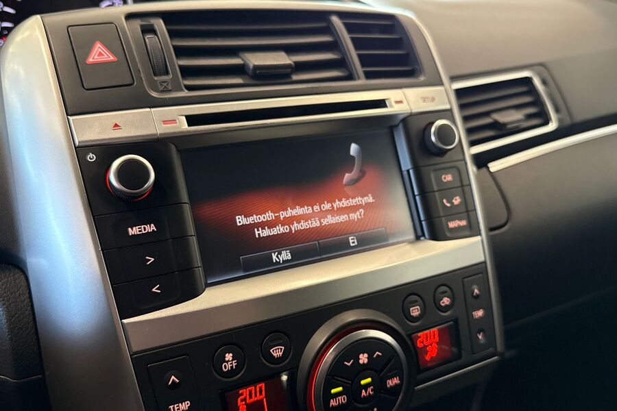 Toyota Verso vaihtoauto