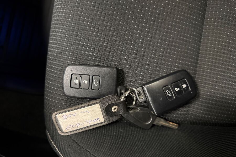 Toyota RAV4 vaihtoauto