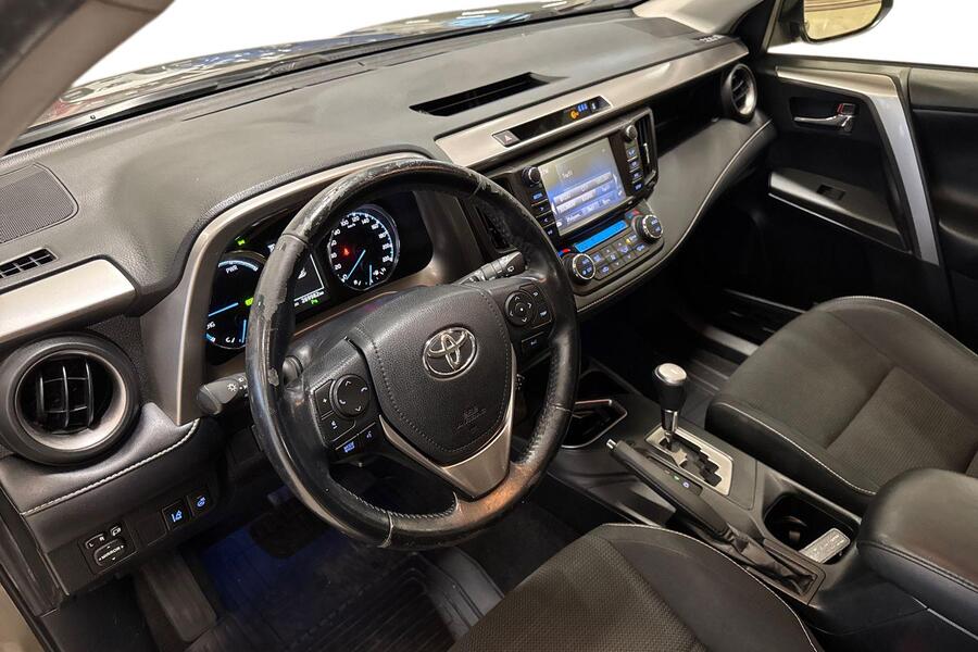 Toyota RAV4 vaihtoauto