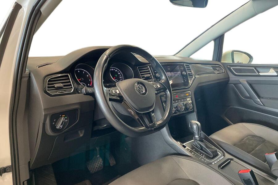 Volkswagen Golf Sportsvan vaihtoauto