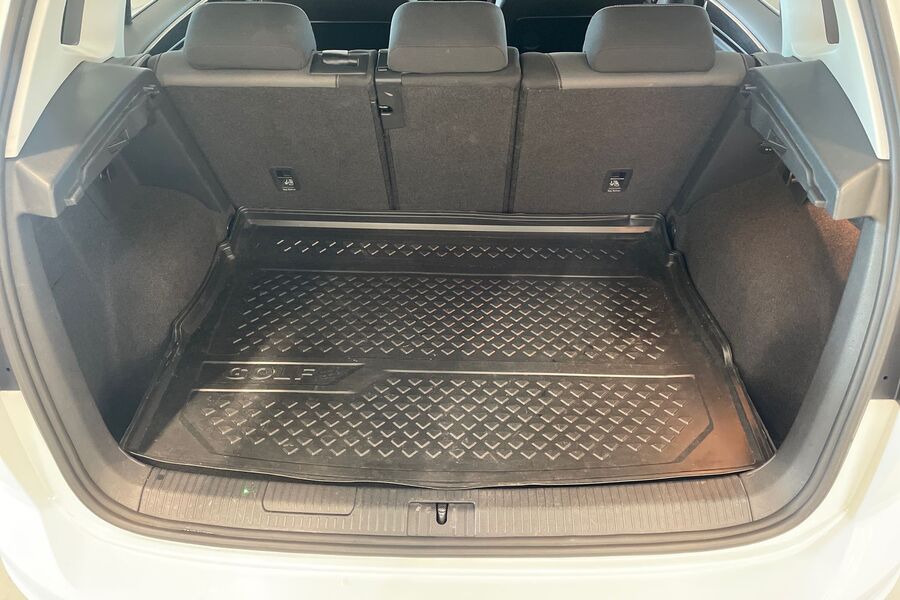 Volkswagen Golf Sportsvan vaihtoauto