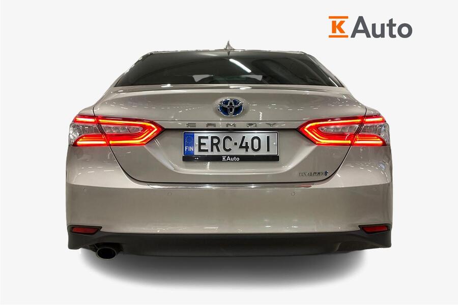 Toyota Camry vaihtoauto