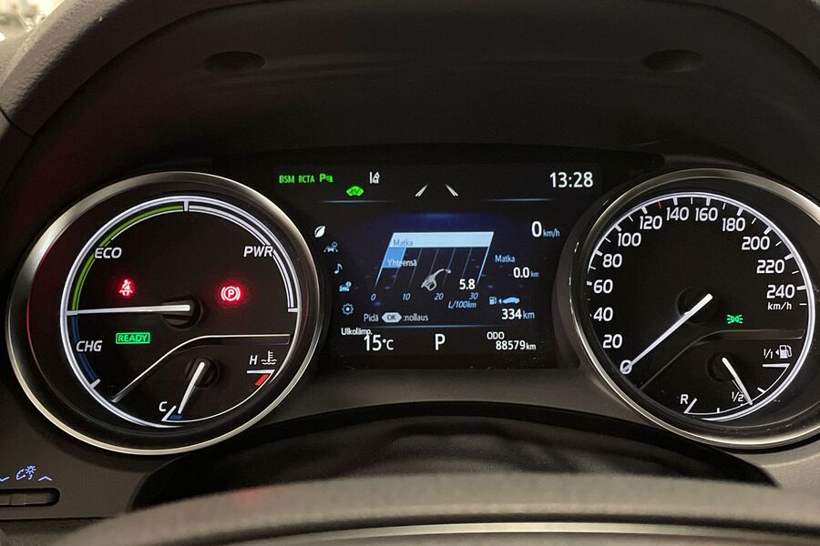 Toyota Camry vaihtoauto