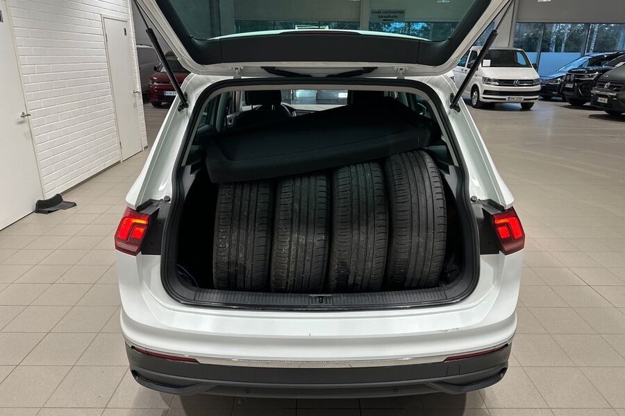 Volkswagen Tiguan vaihtoauto