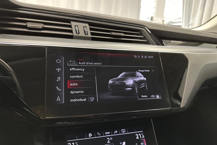 Audi Q8 e-tron vaihtoauto