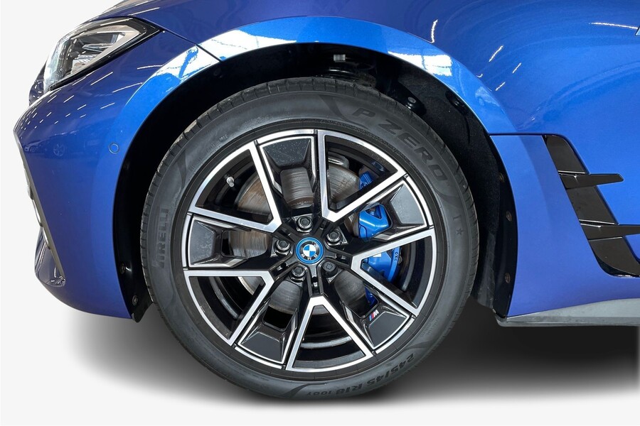 BMW i4 M50 vaihtoauto