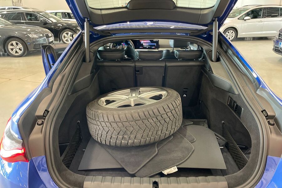 BMW i4 M50 vaihtoauto