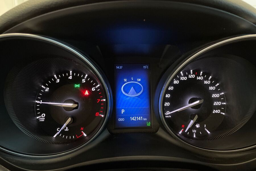 Toyota Avensis vaihtoauto