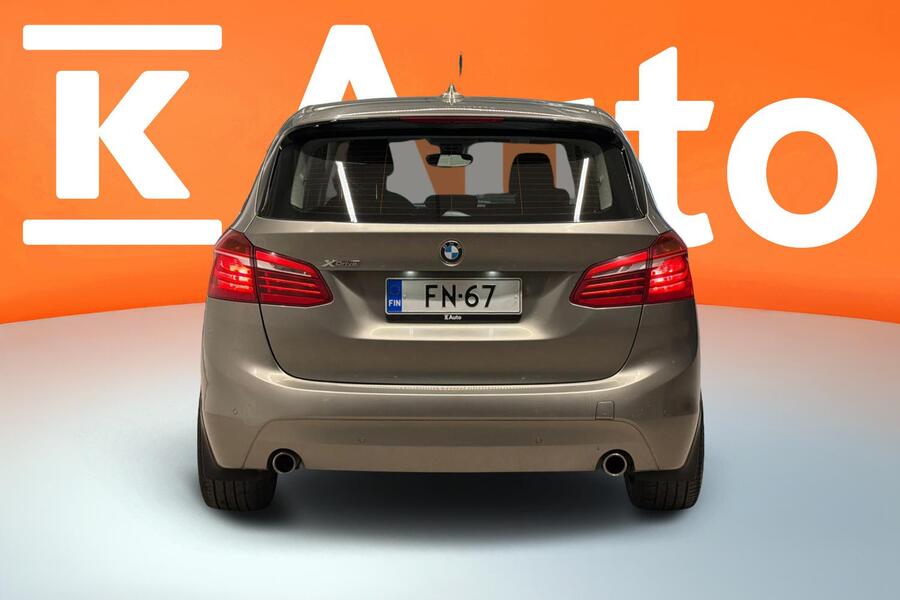 BMW 220 vaihtoauto