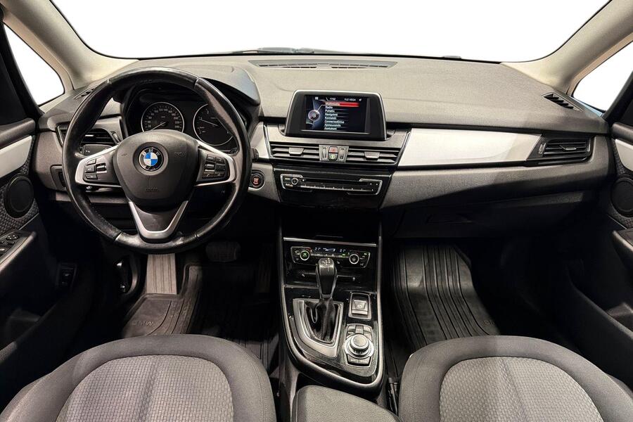 BMW 220 vaihtoauto