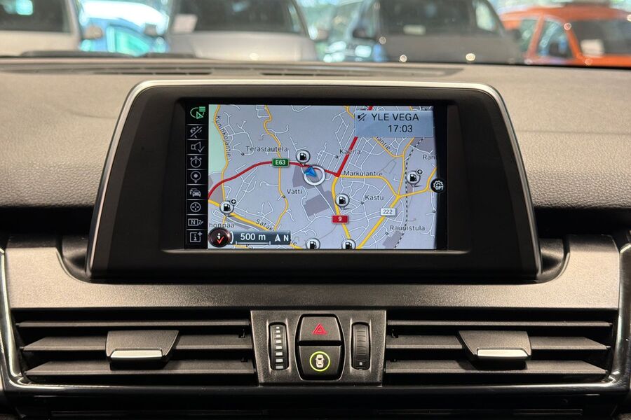 BMW 220 vaihtoauto