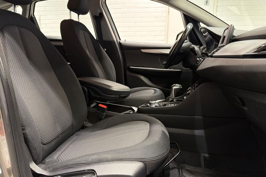 BMW 220 vaihtoauto
