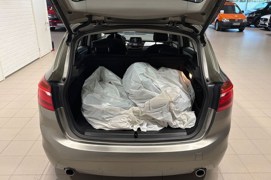 BMW 220 vaihtoauto