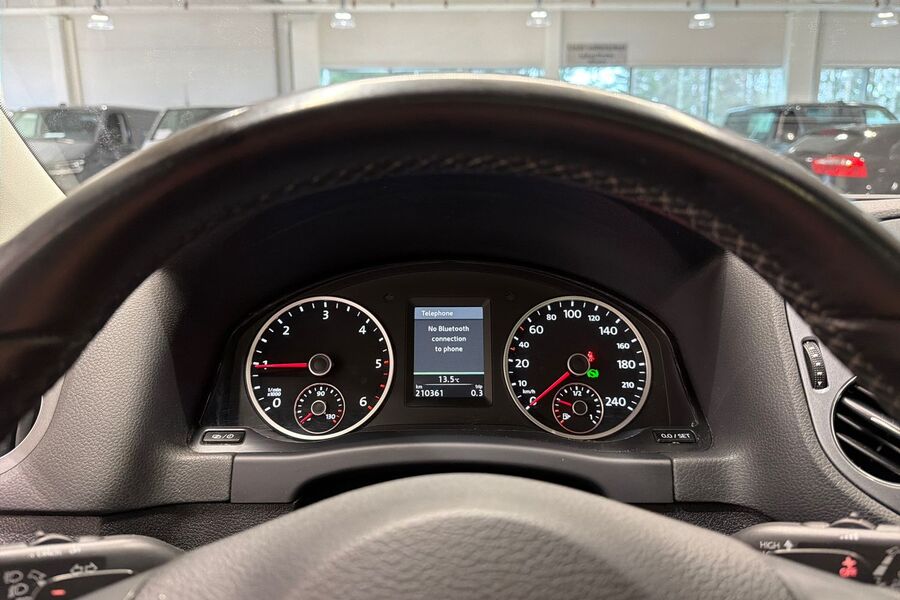 Volkswagen Tiguan vaihtoauto