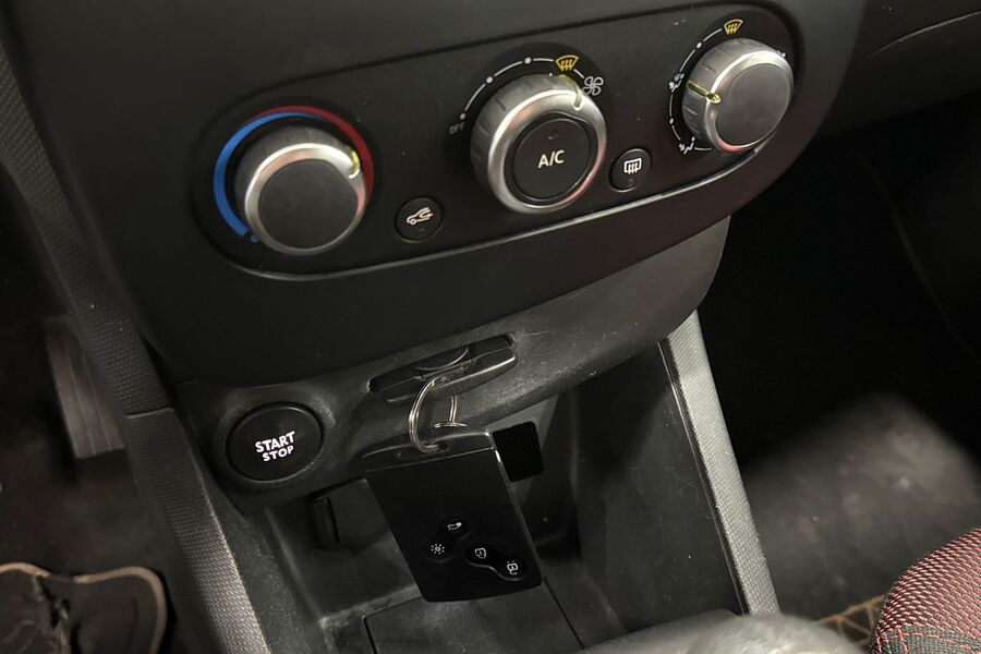 Renault Clio vaihtoauto