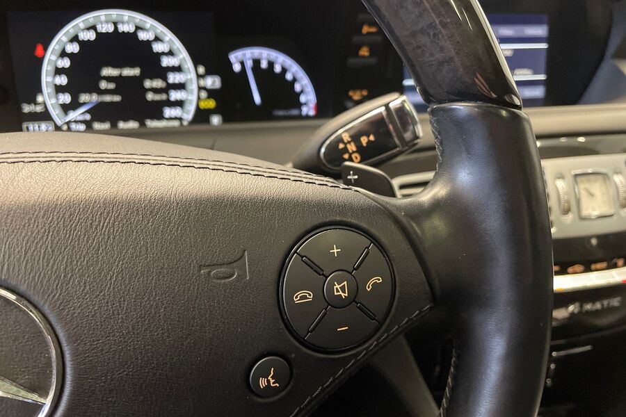 Mercedes-Benz CL vaihtoauto