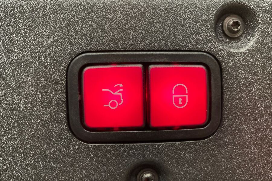 Mercedes-Benz CL vaihtoauto